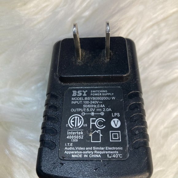 BSY BSYB050200u W Power Supply Adapter Charger Cord Output 5V 2.0A Switching - Picture 2 of 5